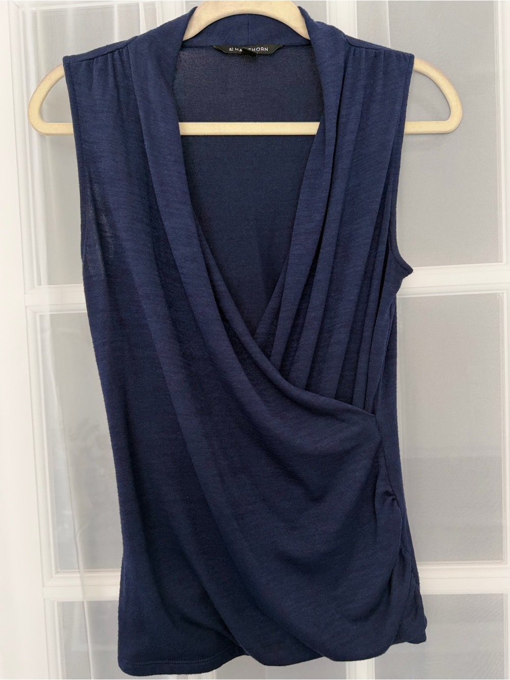 41 Hawthorn Navy Draped Surplice Sleeveless Knit Top M Petite
